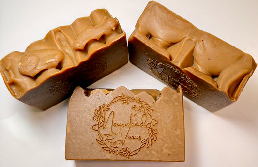 “EverTumAloe”
Turmeric, Aloe & Pine Tar Silk Tallow Soap